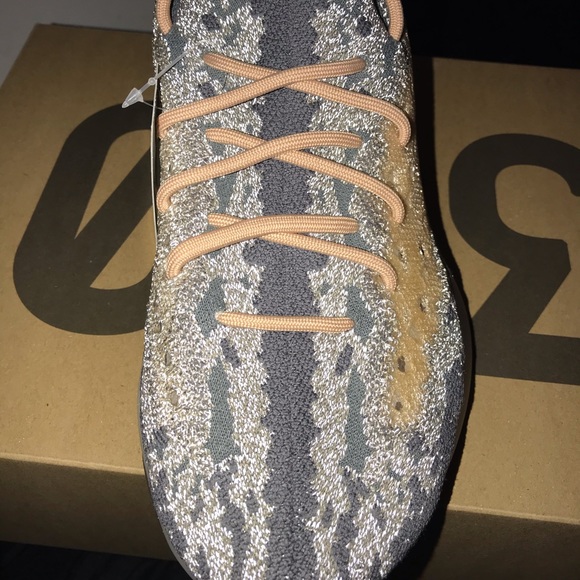 Brand new Yeezy 380 Mist Reflective DSWT Size 12 - Picture 4 of 5